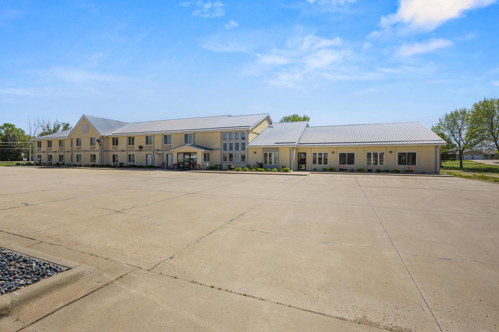 De Smet Super Deluxe Inn & Suites Екстер'єр фото