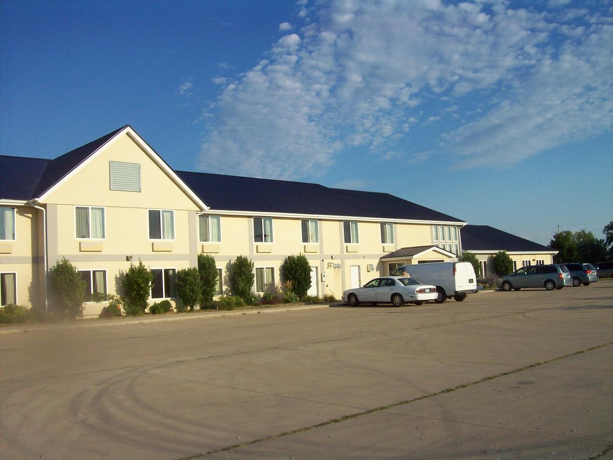 De Smet Super Deluxe Inn & Suites Екстер'єр фото